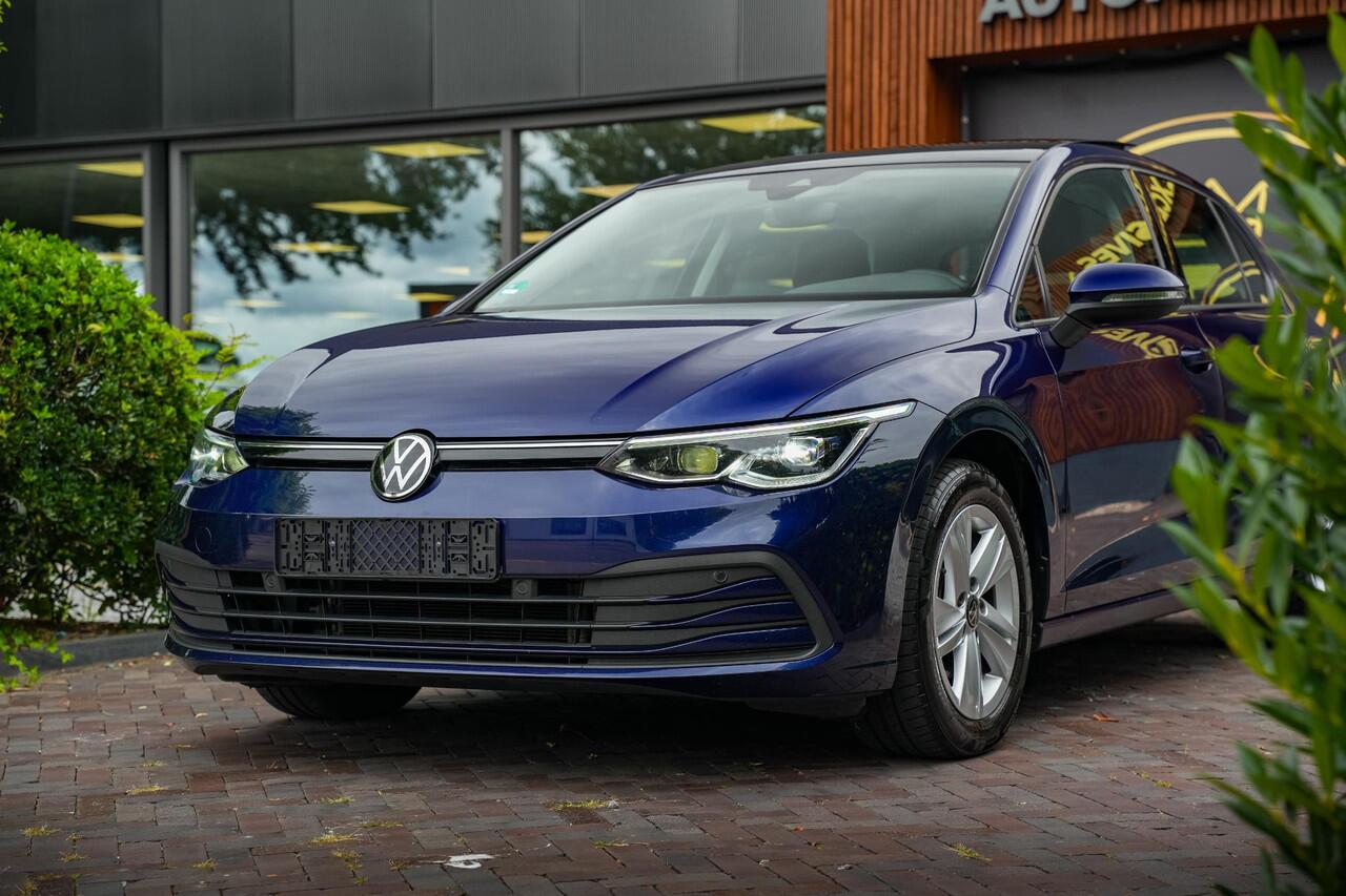 Volkswagen GOLF 1.5 eTSI Style Panoramadak IQ Light Adapt. Cruise Keyless Stuurverw. 16''LM
