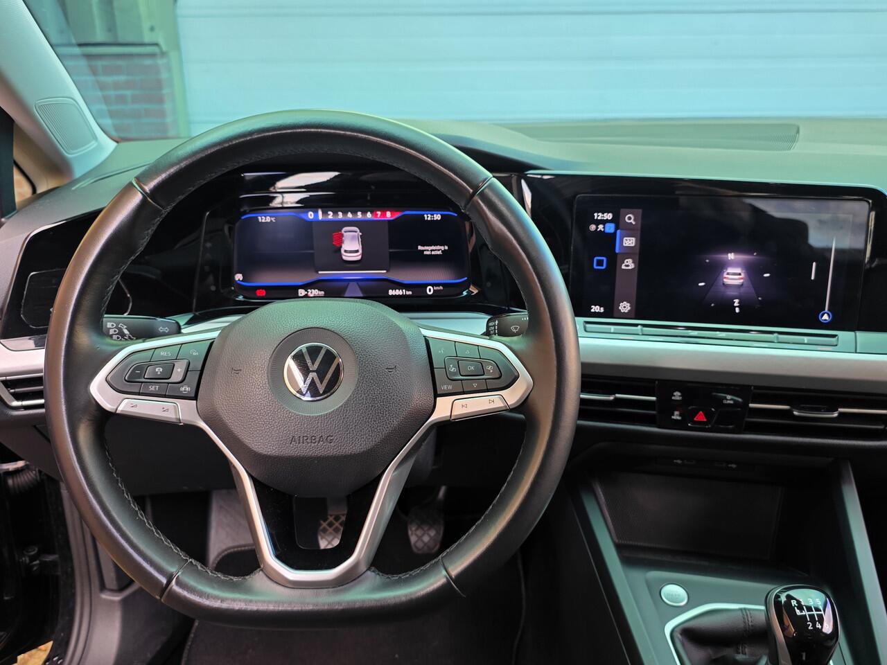 Volkswagen GOLF 1.0 TSi, NL auto! Carplay! Digi Dash! Spoilerset! Zondag OPEN!