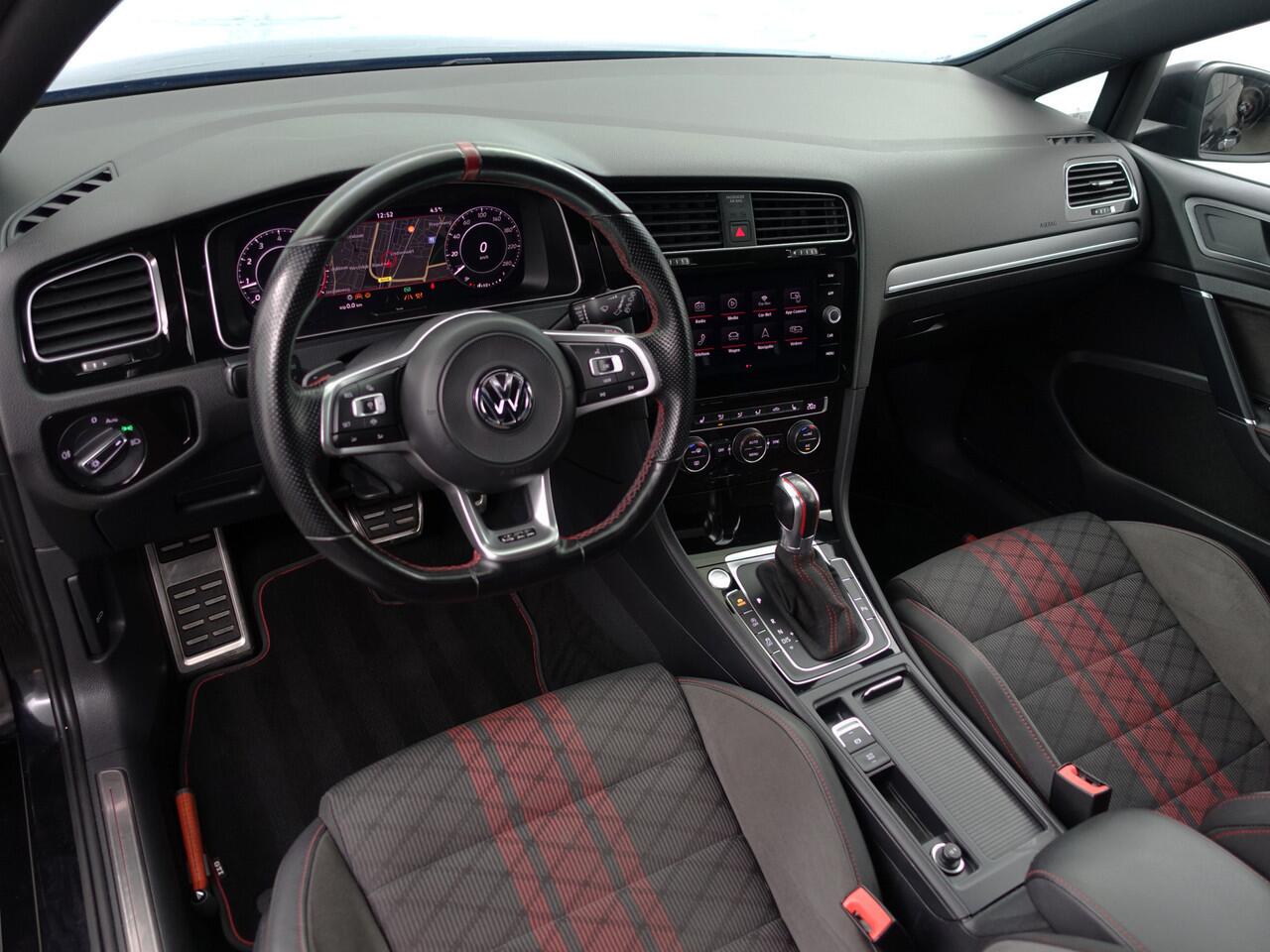 Volkswagen GOLF 2.0 TSI GTI TCR Aut- Panoramadak, Xenon Led Matrix, Dynamic Select, Keyless, Sfeerverlichting, Ada Cruise