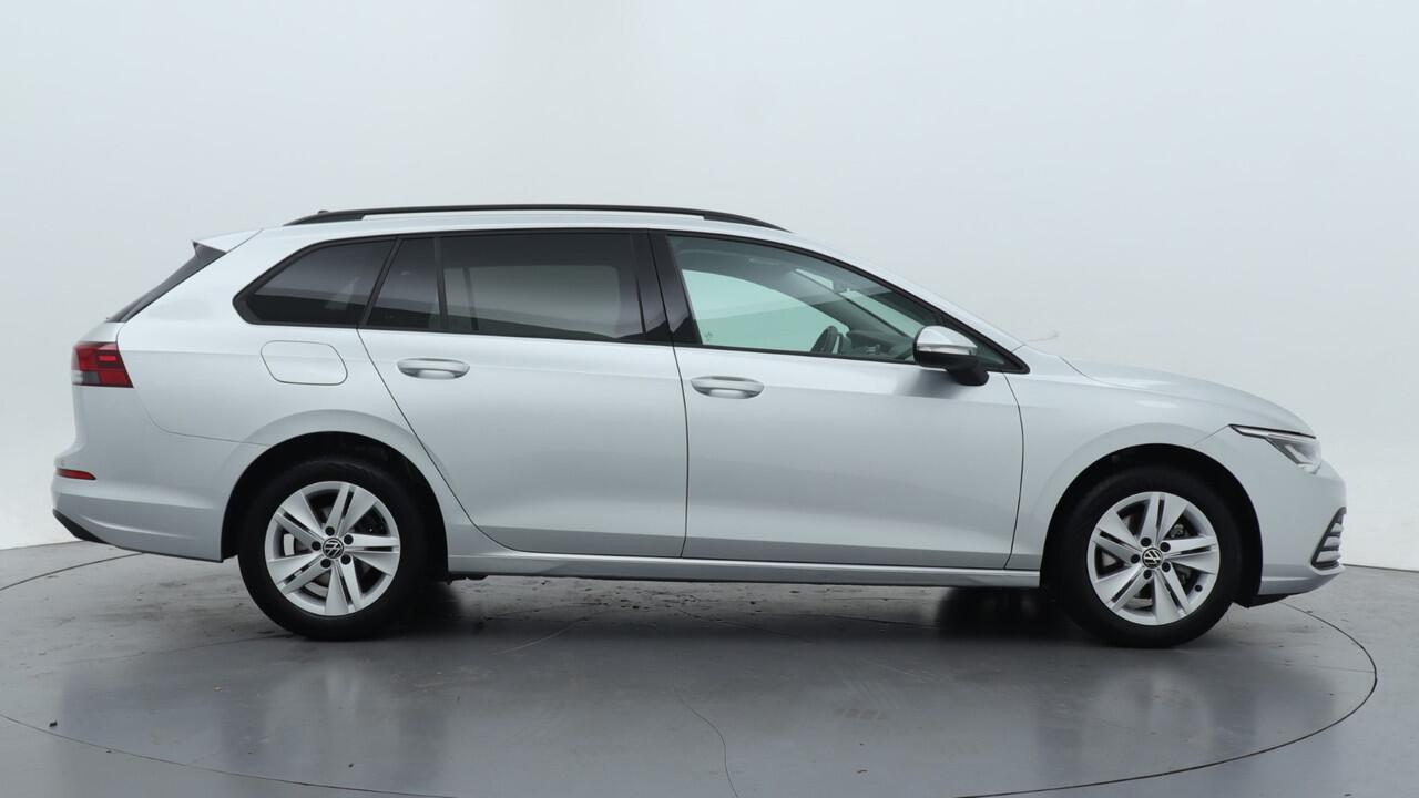 Volkswagen GOLF Variant 1.0 TSI 110pk Life Navigatie Trekhaak