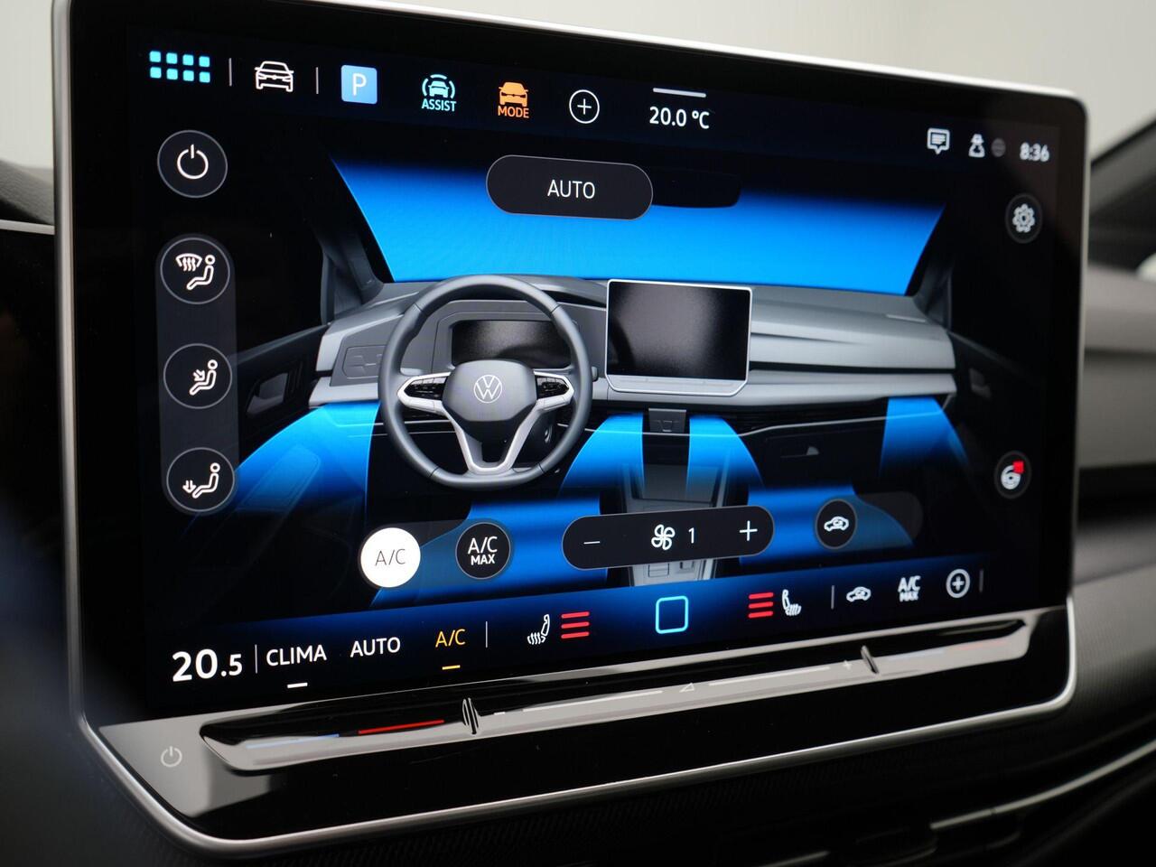 Volkswagen GOLF 1.5 eTSI 150 pk DSG R-Line Edition | Panoramadak | IQ Light | Head-up display | Adaptive Cruise | Stoelverwarming | 18 inch