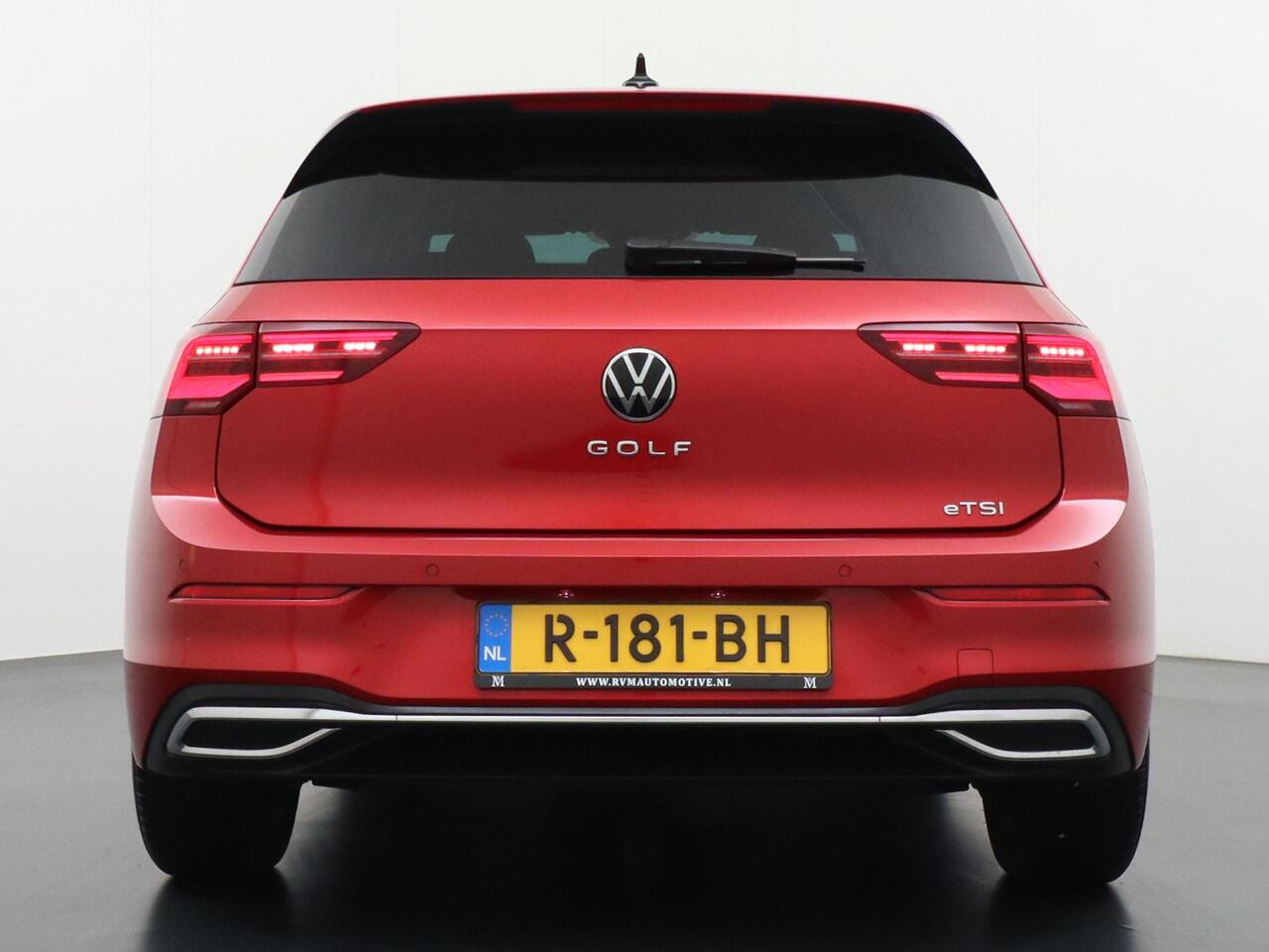 Volkswagen GOLF 1.0 eTSI Life PANORAMADAK | ADD. CRUISE | VIRTUAL DASH | NAVIGATIE | RIJKLAARPRIJS incl. 12mnd BOVAG