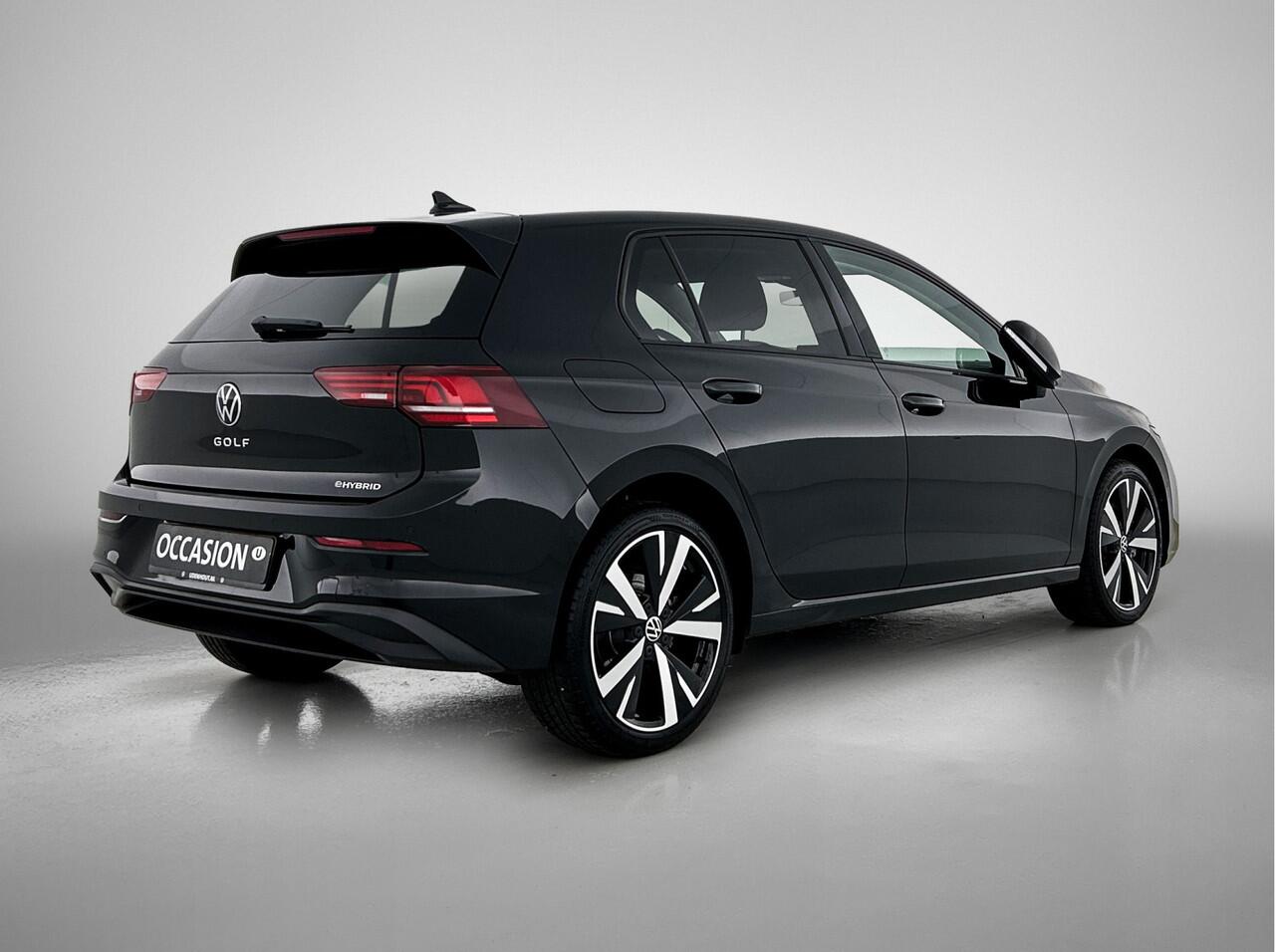 Volkswagen GOLF 1.5 eHybrid 204pk Life Edition DSG / Navigatie / Stoel+Stuurverwarming / Camera / Trekhaak