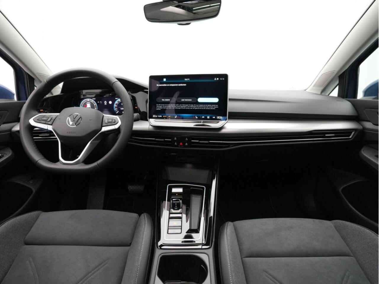 Volkswagen GOLF 1.5 eHybrid Style Edition