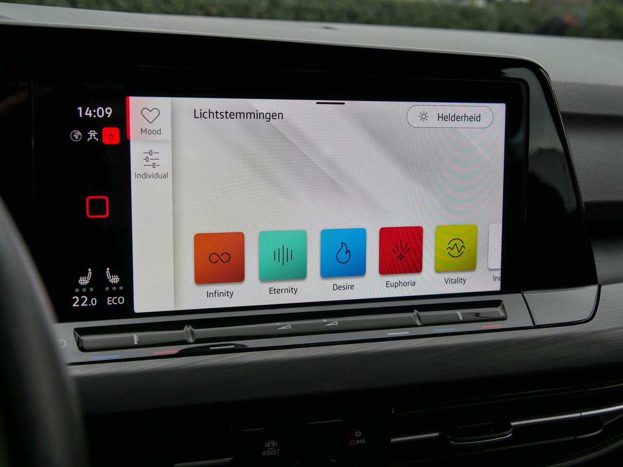 Volkswagen GOLF 1.4 eHybrid Style | CAMERA | CARPLAY | CRUISE CONTROL |