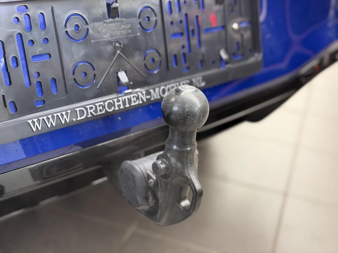 Volkswagen GOLF 1.5 eTSI R-Line Pano / 360 / H&K / Trekhaak