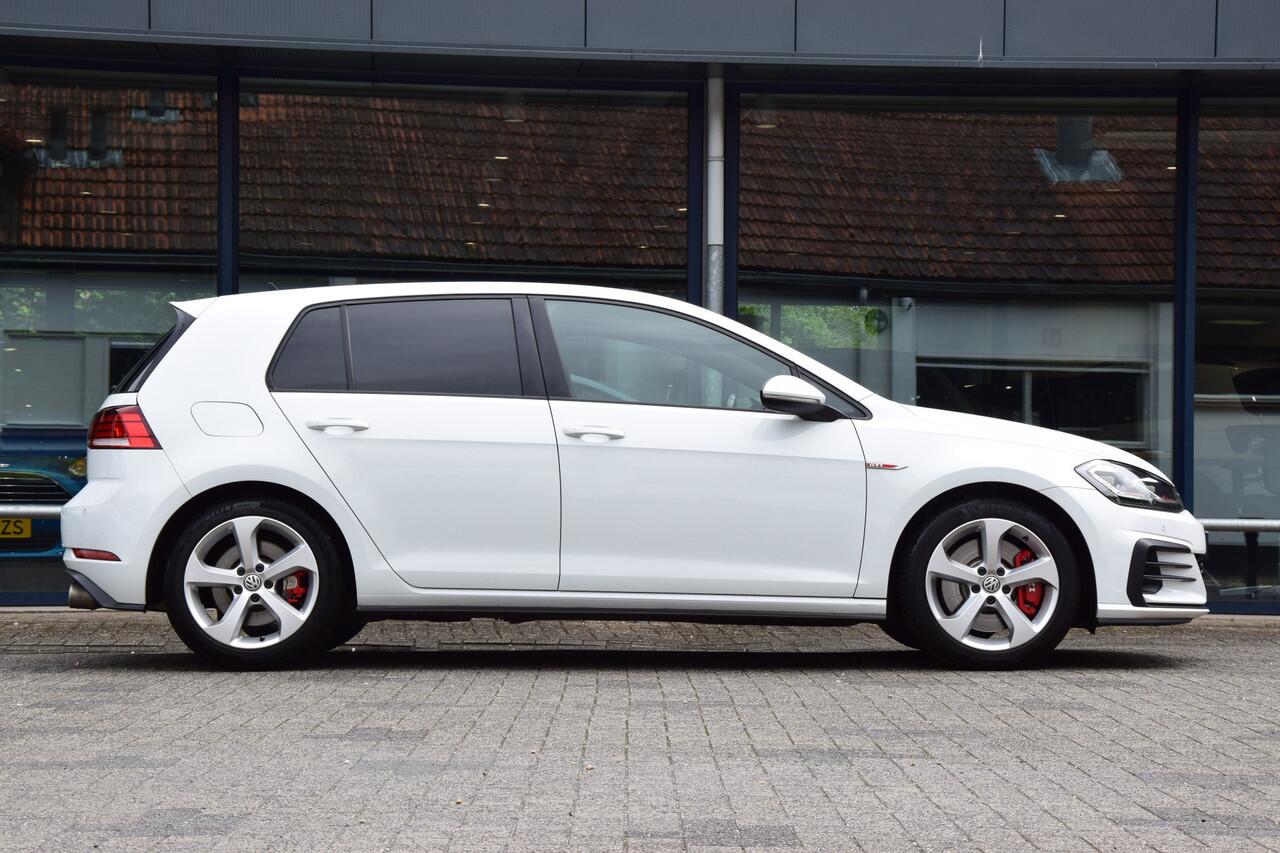 Volkswagen GOLF 2.0 TSI 245PK GTI Performance Executive DSG Automaat | BOVAG Garantie | Org. NL | Virtual Cockpit | Full LED | Adaptive Cruise Control | Flippers | PDC Voor&Achter |