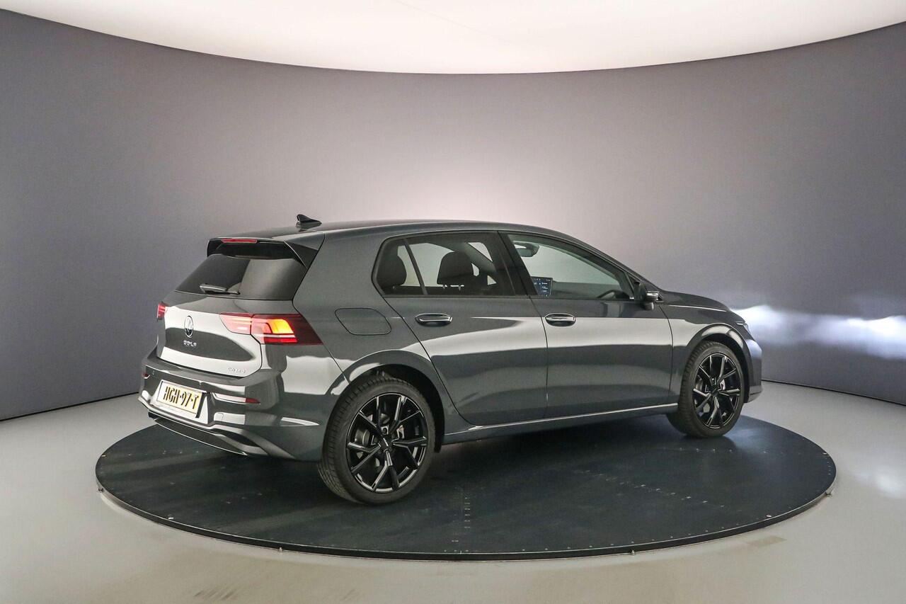 Volkswagen GOLF Life Edition 1.5 TSI eHybrid 204pk DSG Automaat Adaptive cruise control, Navigatie, LED verlichting, Achteruitrijcamera, App connect, Parkeersensoren, Airco, DAB, Radio