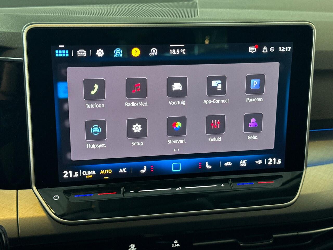 Volkswagen GOLF 1.5 116pk eTSI Life Edition Stuur/Stoelverwarming | Adaptieve Cruise Control | Achteruitrijcamera