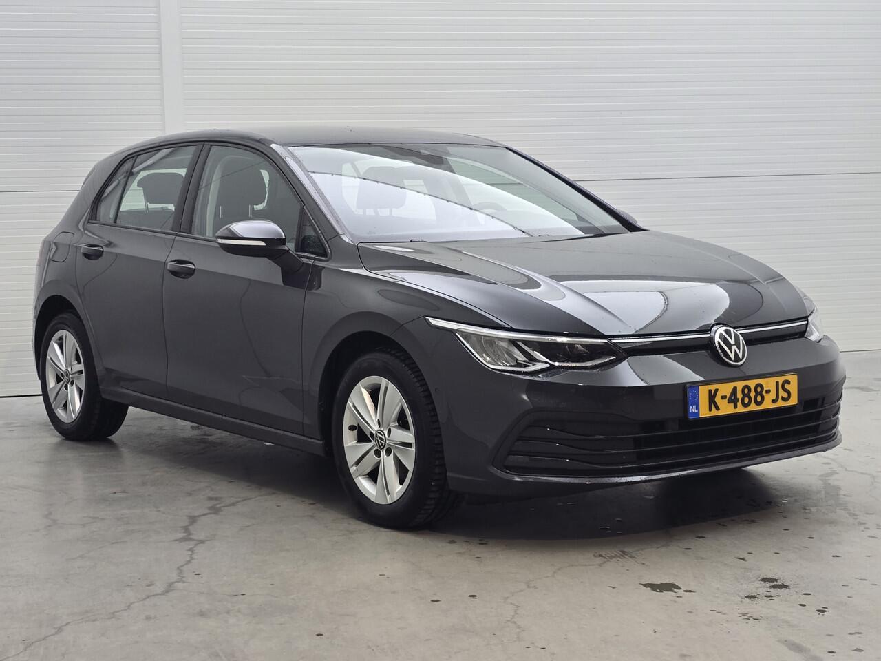 Volkswagen GOLF 1.5 TSI Life | Blind spot | Camera |*