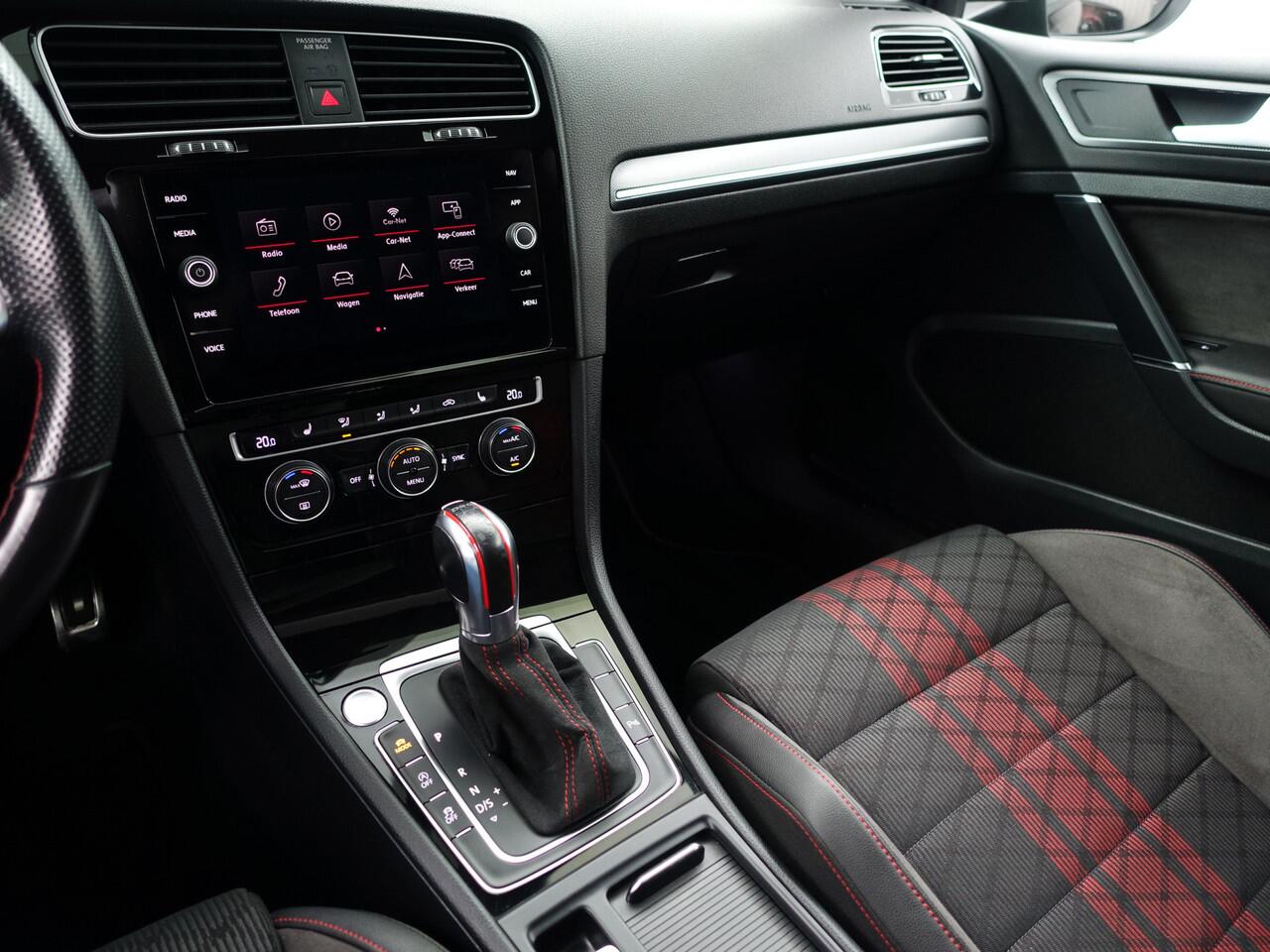 Volkswagen GOLF 2.0 TSI GTI TCR Aut- Panoramadak, Xenon Led Matrix, Dynamic Select, Keyless, Sfeerverlichting, Ada Cruise