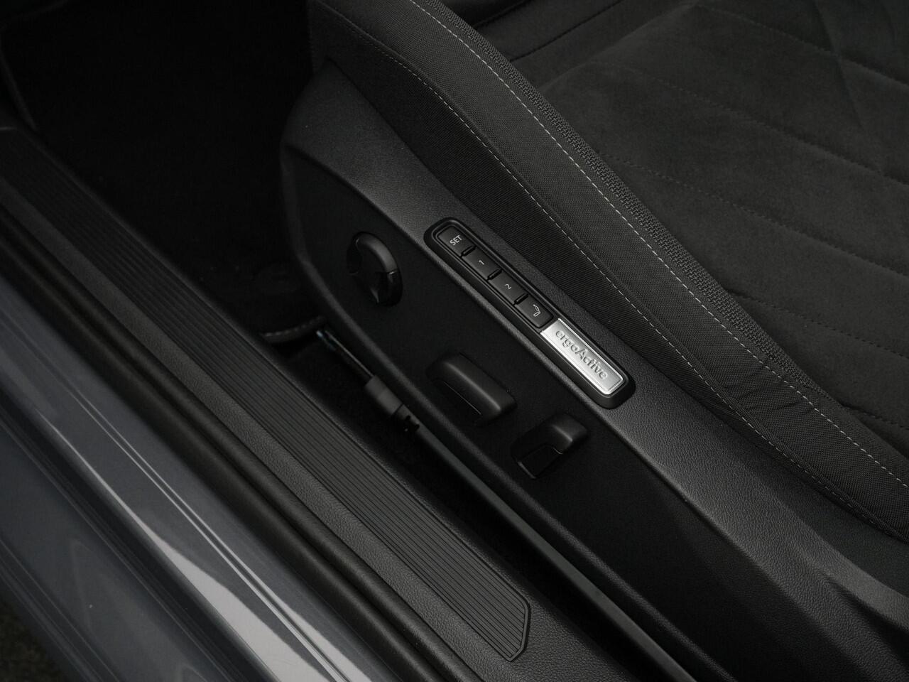 Volkswagen GOLF Variant 1.0 eTSI 110 pk DSG Life Business | Geheugen-/massagestoel | Stuur-/stoelverwarming | Parkeersensoren voor/achter | Navigatie