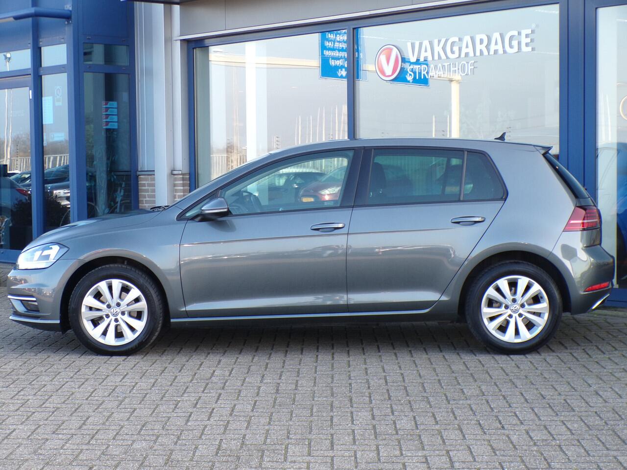 Volkswagen GOLF 1.0 TSI Comfortline Business, Carplay + Android Auto / ErgoActive / Camera + Sensoren / Adaptive Cruise