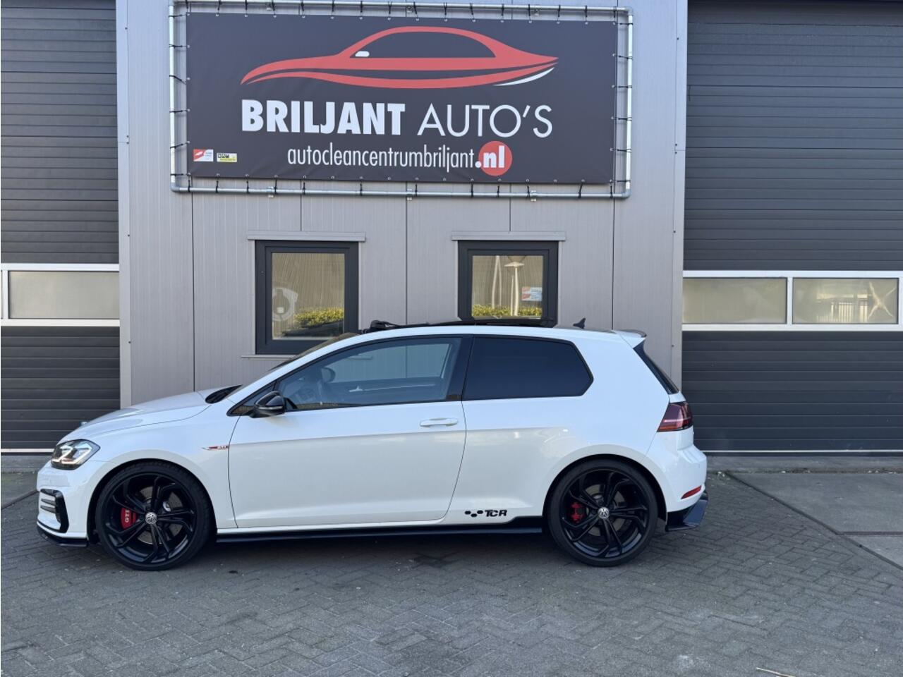 Volkswagen GOLF GTI Tcr