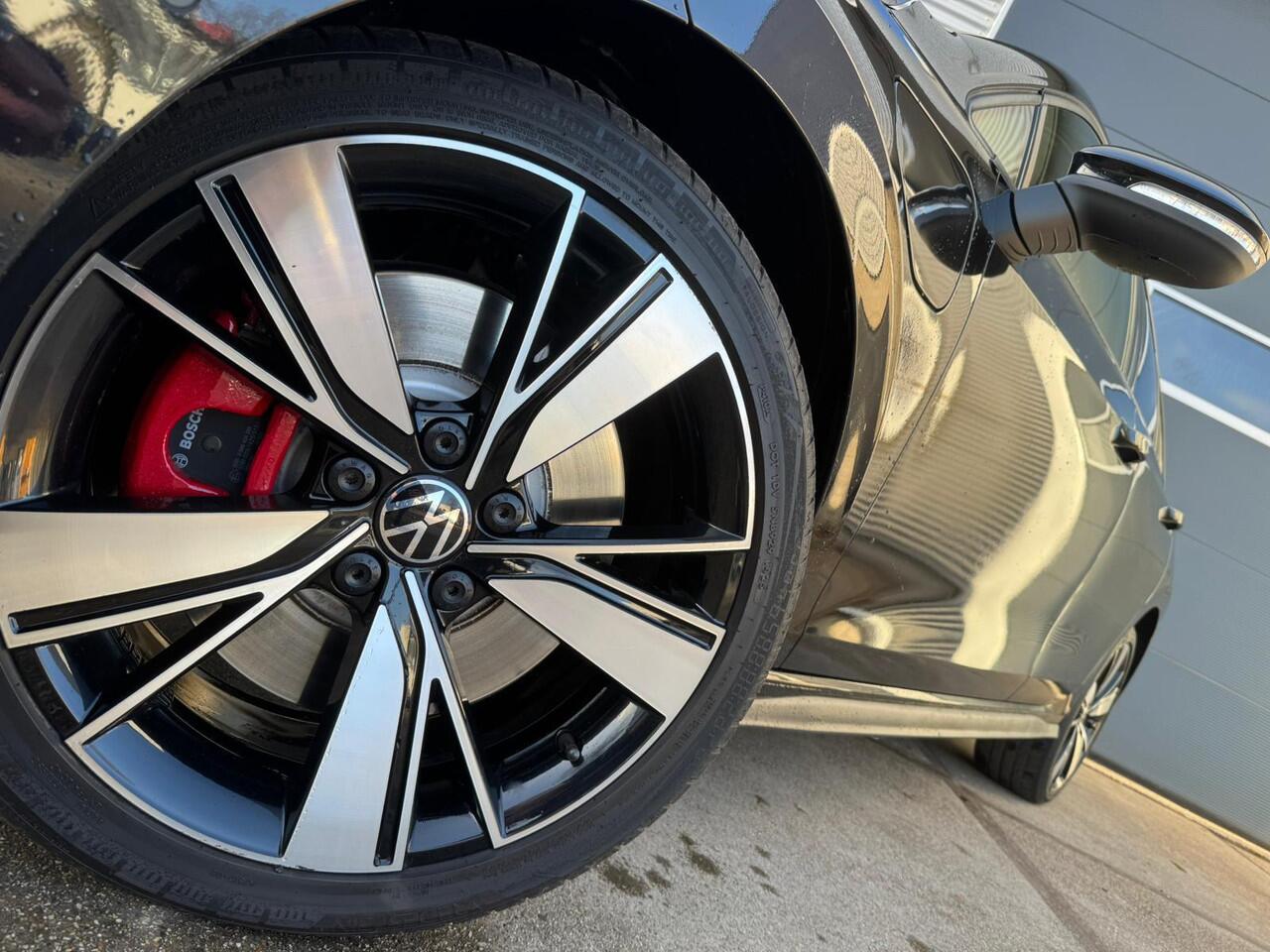 Volkswagen GOLF 1.4 eHybrid GTE |Pano |Sfeer |IQ Light |Stoel/Stuurverw. |Keyless |ACC