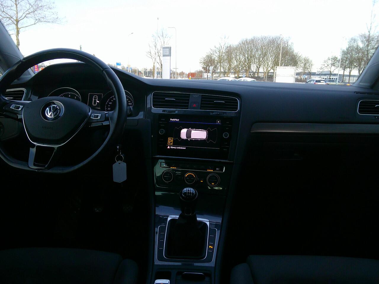 Volkswagen GOLF Variant 1.5 TSI Comfortline Business Staat in Hoogeveen