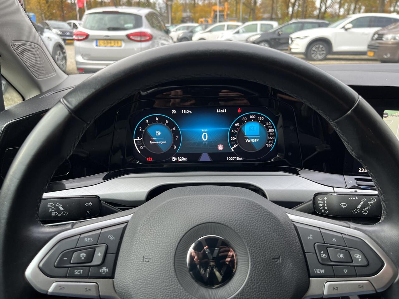 Volkswagen GOLF 1.5 TSI 130PK Life Dealer Onderh. Virtual 1e Eign.