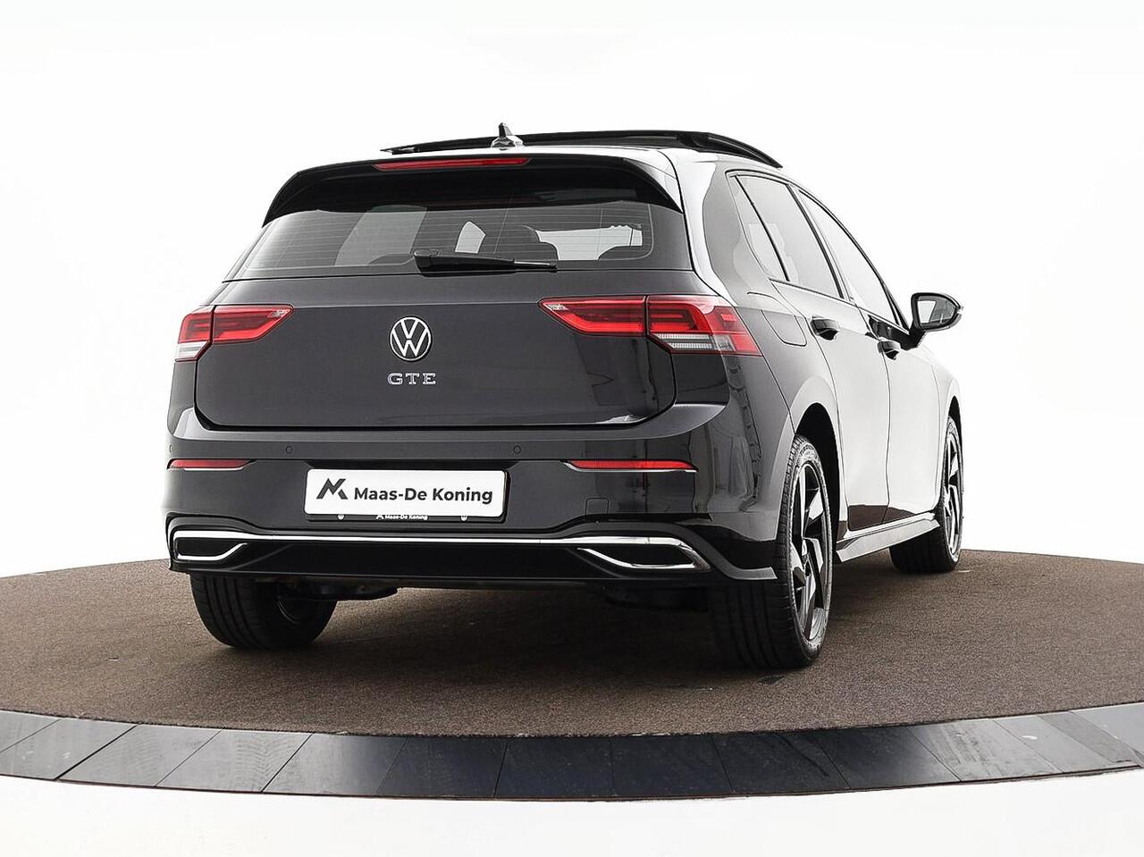 Volkswagen GOLF 1.4 245pk DSG eHybrid GTE · Panoramadak · Apple/Android Car Play · Navi · P-Sensoren · 17'' Inch · TOPDEAL