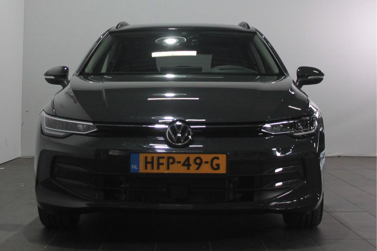 Volkswagen GOLF Variant 8.5 1.5 eTSI Life Business - Pano / Carplay / HUD