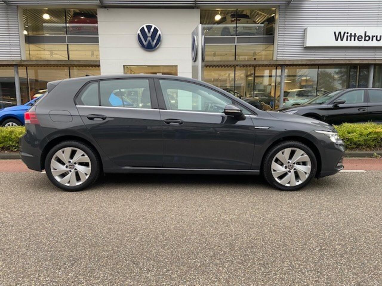 Volkswagen GOLF 1.5 TSI Style / APP.Connect / 17"LMV / Elektr. bestuurdersstoel