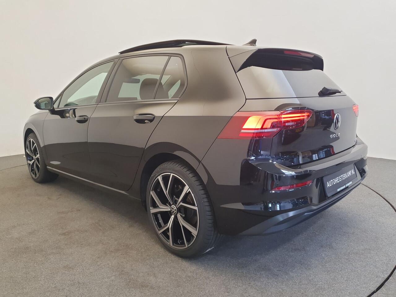 Volkswagen GOLF 1.5 eTSI 115pk DSG/AUT Life Edition Panoramadak, Camera, ergoActive