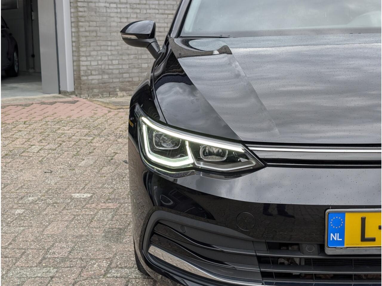 Volkswagen GOLF 1.5 TSI Style