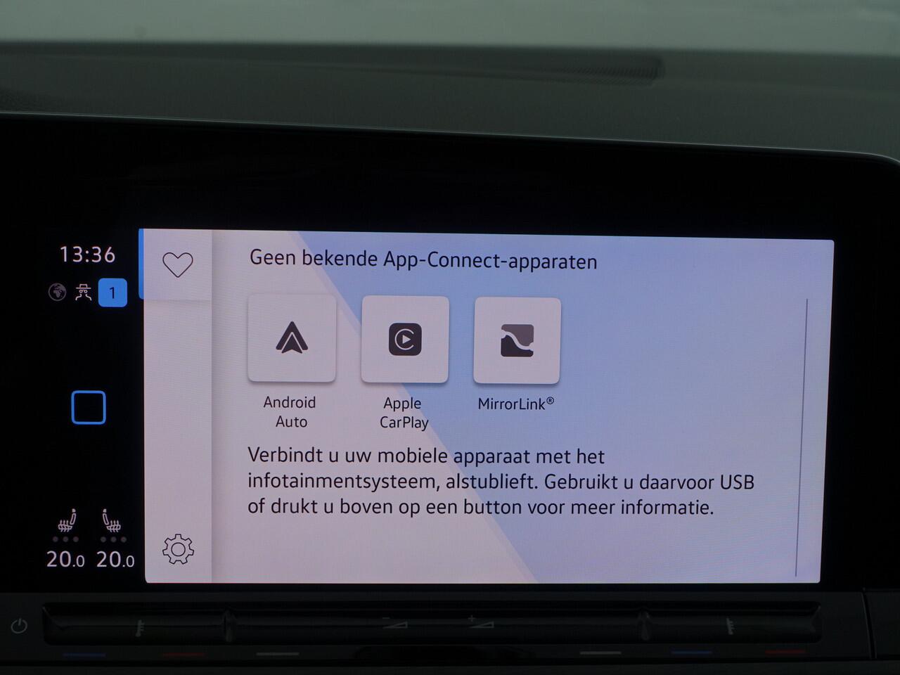 Volkswagen GOLF 1.5 eTSI R Line Aut- NAP 10dkm, Panoramadak, Sfeerverlichting, Camera, Ergo Active, Stoelmassage