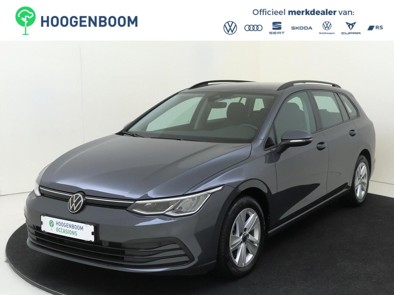 Volkswagen GOLF Variant 1.0 eTSI Life | Parkeersensoren | Adaptieve cruise control | Digital cockpit | Electronic climate control | CarPlay | Sfeerverlichting |