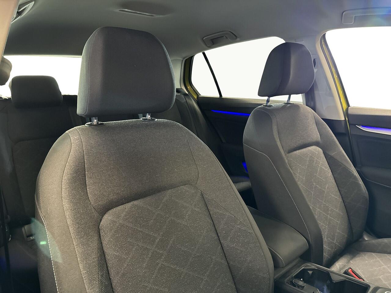 Volkswagen GOLF 1.5 eTSI 150pk Style Koplampverlichting LED Plus | Navigatie 'Discover Pro' | Winter Pakket