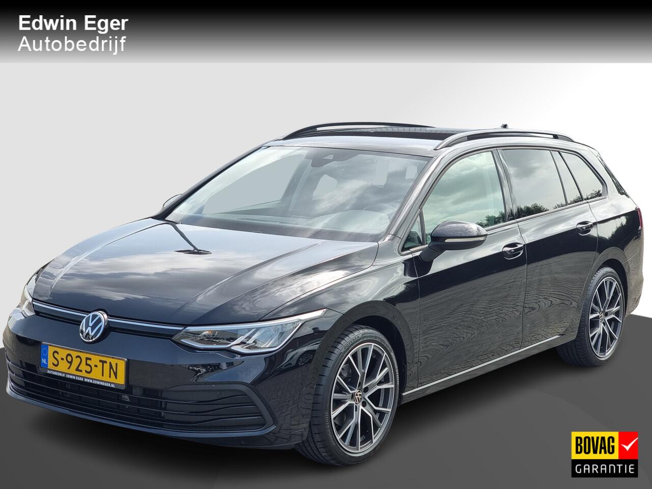 Volkswagen GOLF Variant 1.0 eTSI Life | Elektrische Trekhaak | Ad cruise control | Apple Carplay/Android | Camera | Led