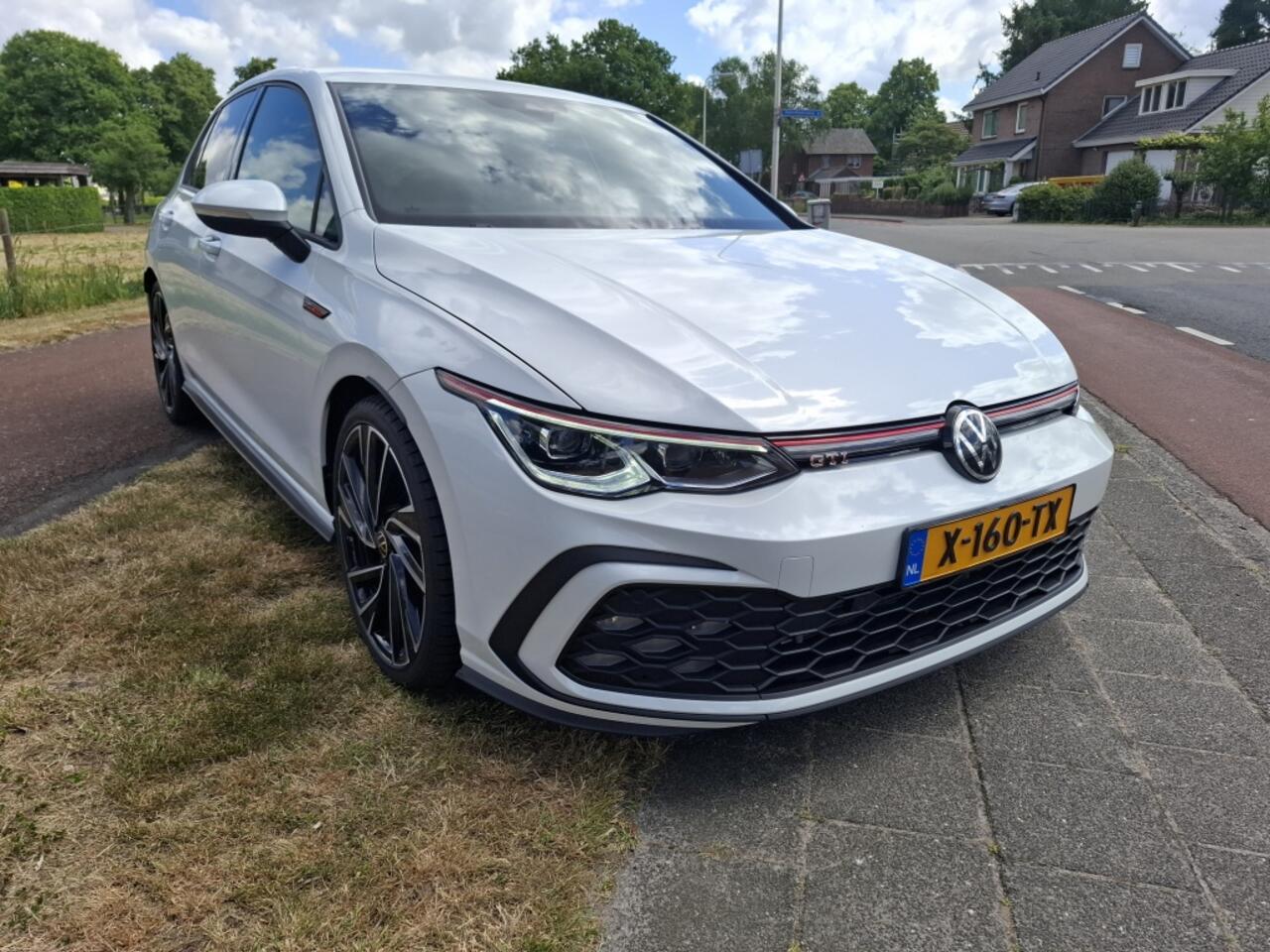 Volkswagen GOLF 2.0 TSI GTI