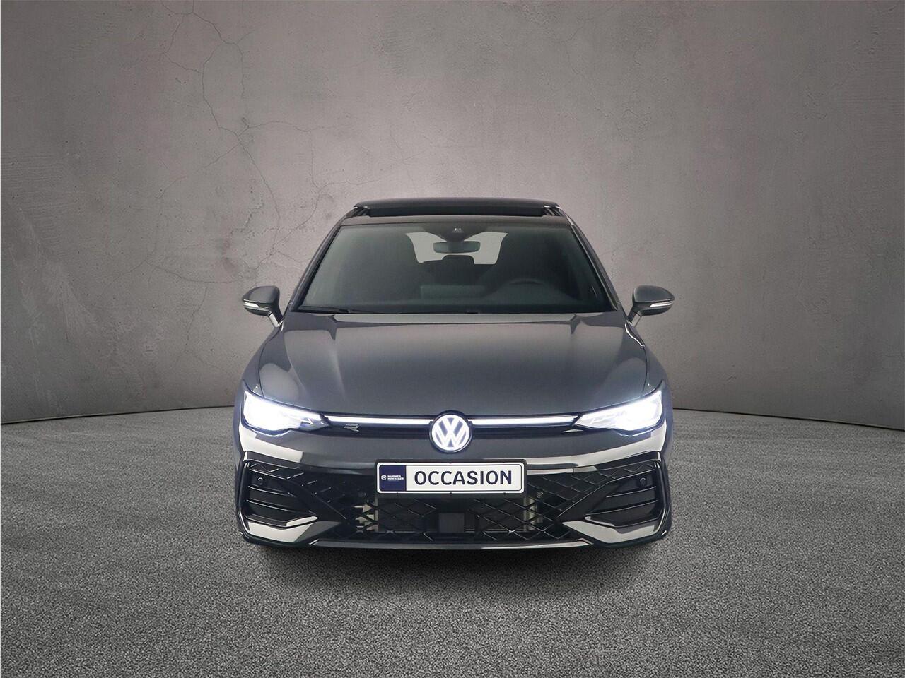 Volkswagen GOLF R-Line Edition 1.5 eTSI 150pk DSG Automaat Panoramadak, Harman Kardon audio, Adaptive cruise control, LED matrix koplampen, Navigatie