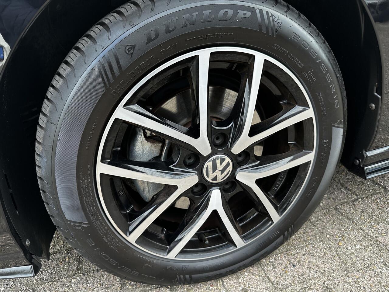 Volkswagen GOLF 1.5 eTSI R-Line Lmv Adcruise Pdc Applecarplay Navi Acamera Automaat Nap Stoelverwarming Stuurverwarming