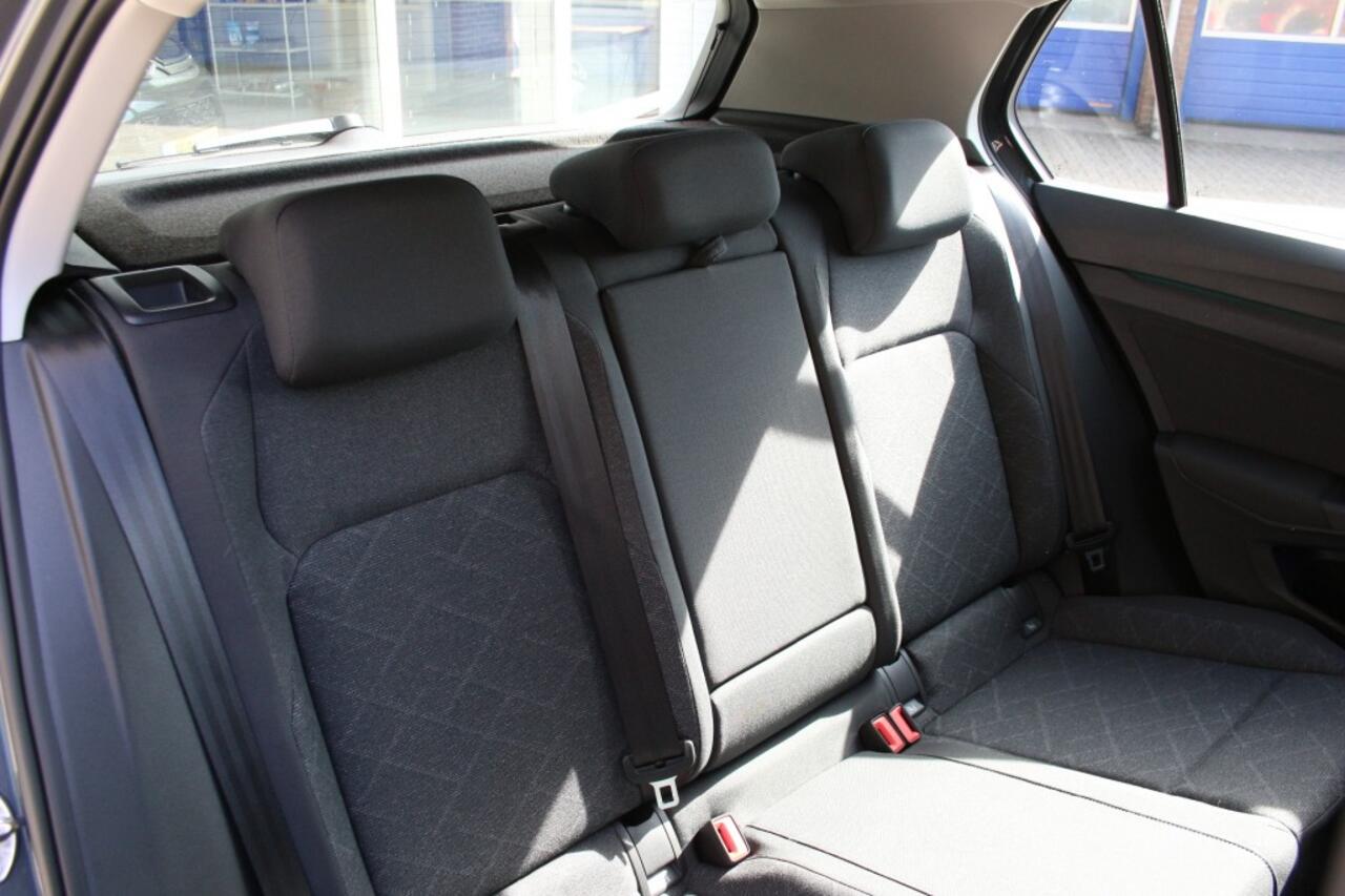 Volkswagen GOLF 1.5 TSI Life Business, Adp cruise, Lichtm, DAB, Stoel en stuur verwarming