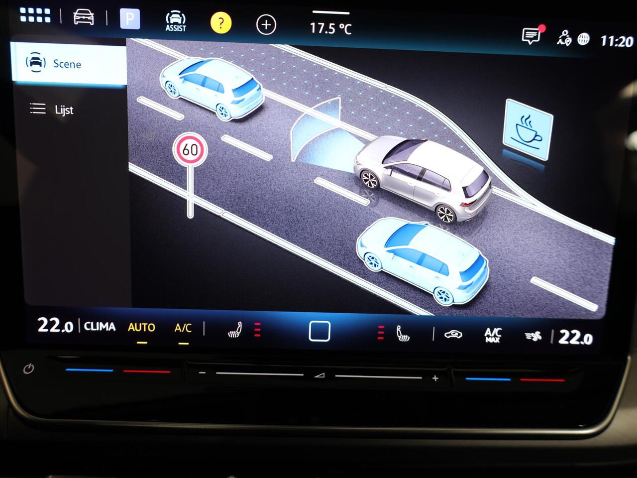 Volkswagen GOLF 1.5 eTSI Life Edition 150 PK DSG | Verlengde garantie | Panorama dak | Velours bekleding | Head up Display | Stoel- en stuurverwarming |