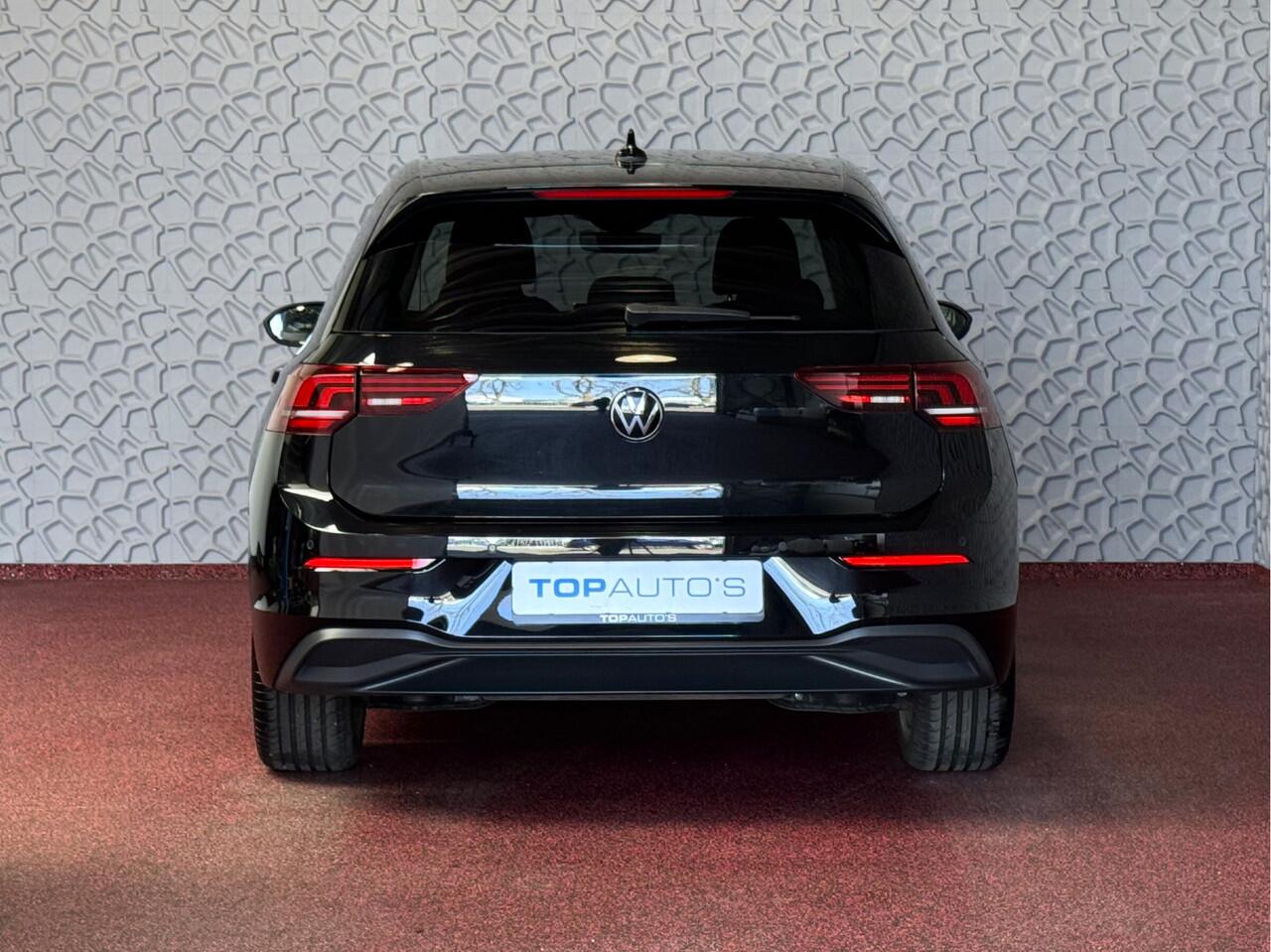 Volkswagen GOLF ?1.5 TSI 150 PK? EDITION LED CARPLAY NAVI CAMERA STOEL/STUUR VERW KEYLESS MHEV "Volkswagen rijden begint bij Topautos.nl - 75 topmodellen direct op voorraad!"