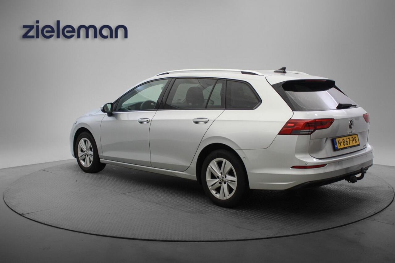 Volkswagen GOLF Variant 1.0 eTSI Life Business Automaat - Carplay, Navi, Cruise, Trekhaak, Stoelverw.