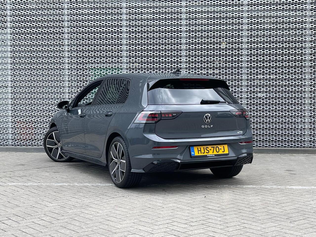 Volkswagen GOLF 1.5 eTSI 115PK DSG R-Line Edition / 360 Camera / 18'' LMV / VW