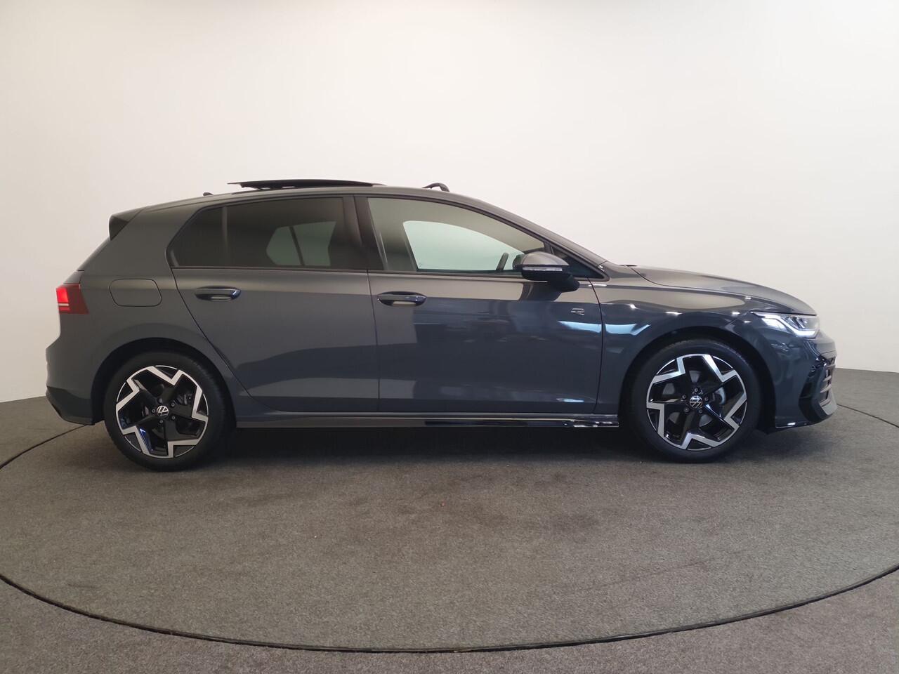 Volkswagen GOLF 8.5 1.5 eTSI 150pk DSG/AUT R-Line Panoramadak, Camera, ACC