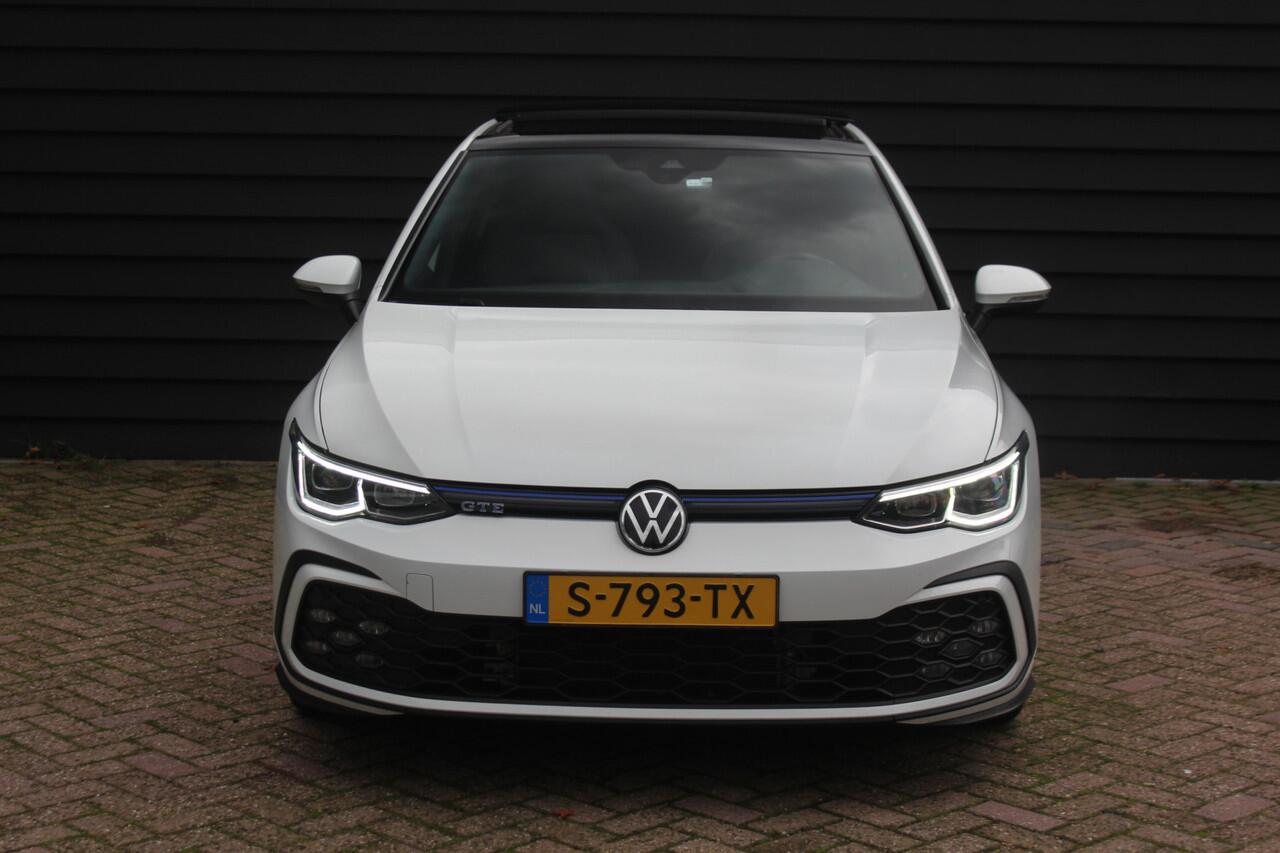 Volkswagen GOLF 1.4 eHybrid GTE - CARPLAY - PANODAK - 18 INCH - FULL LED - VIRT. COCKPIT -