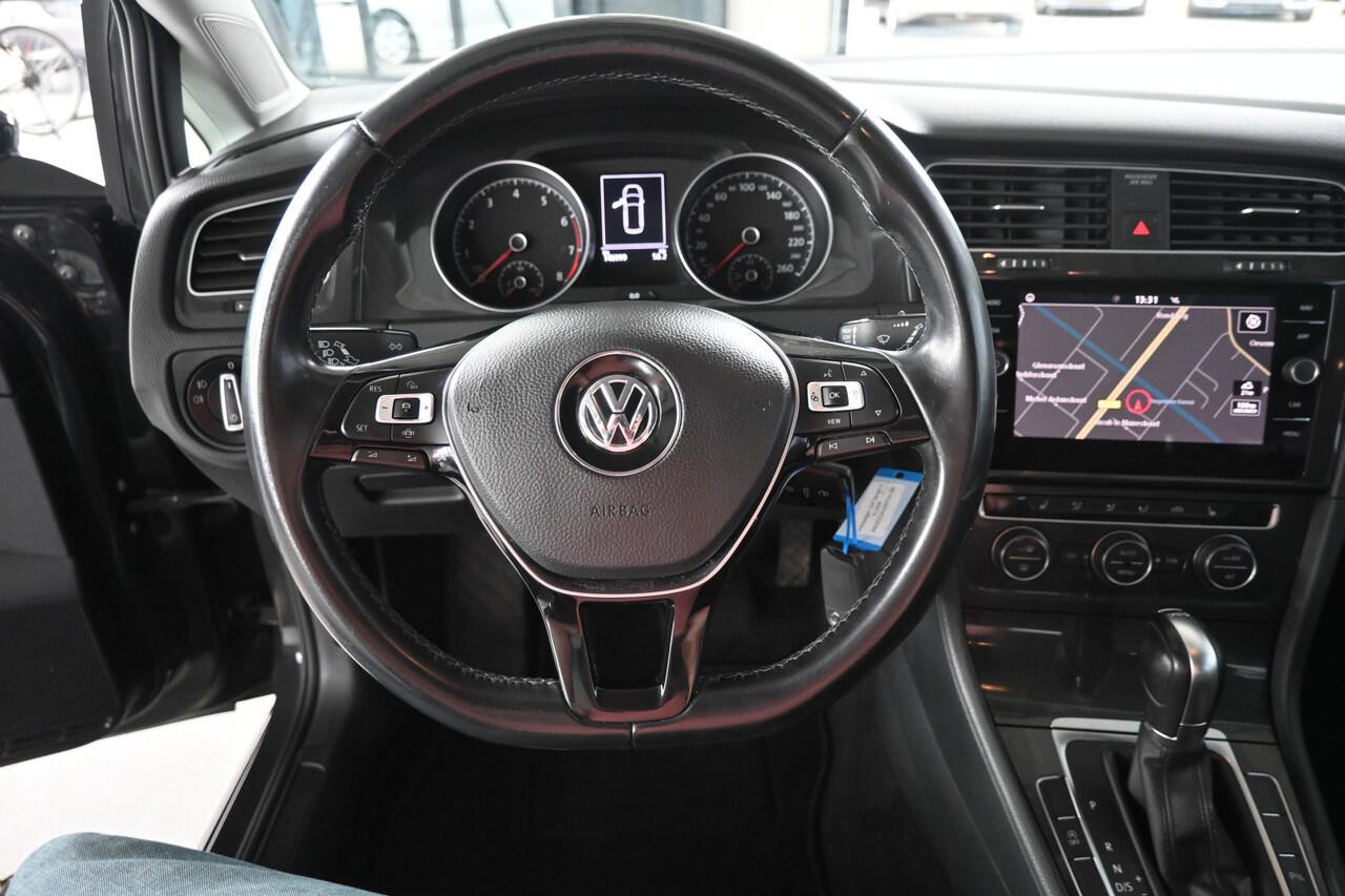 Volkswagen GOLF Variant 1.0 TSI Comfortline Business Automaat Clima Navigatie Massagestoel Inruil Mogelijk!