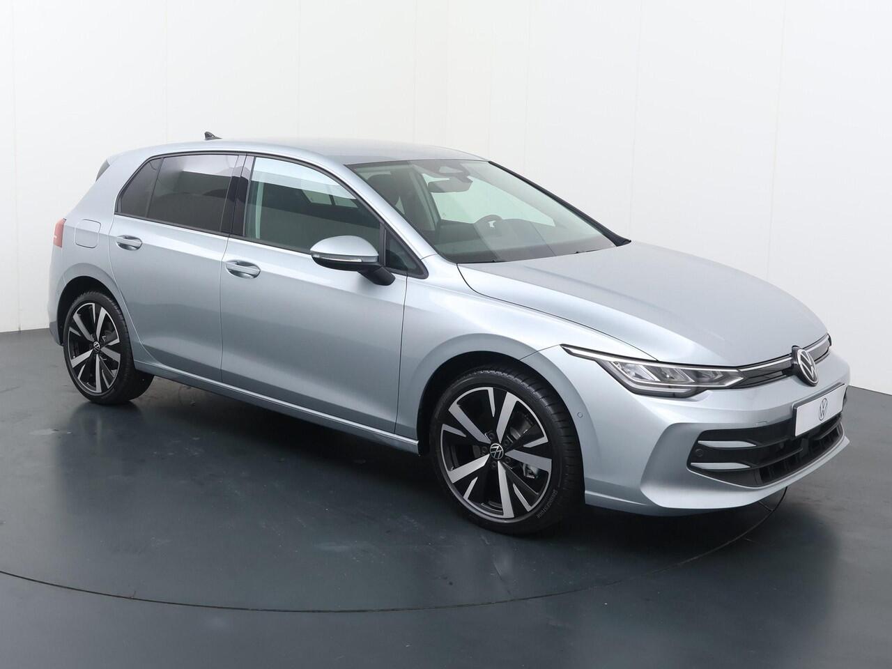 Volkswagen GOLF 8 Life Edition 1.5 eHybrid 150 kW / 204 PK Hatchback DSG