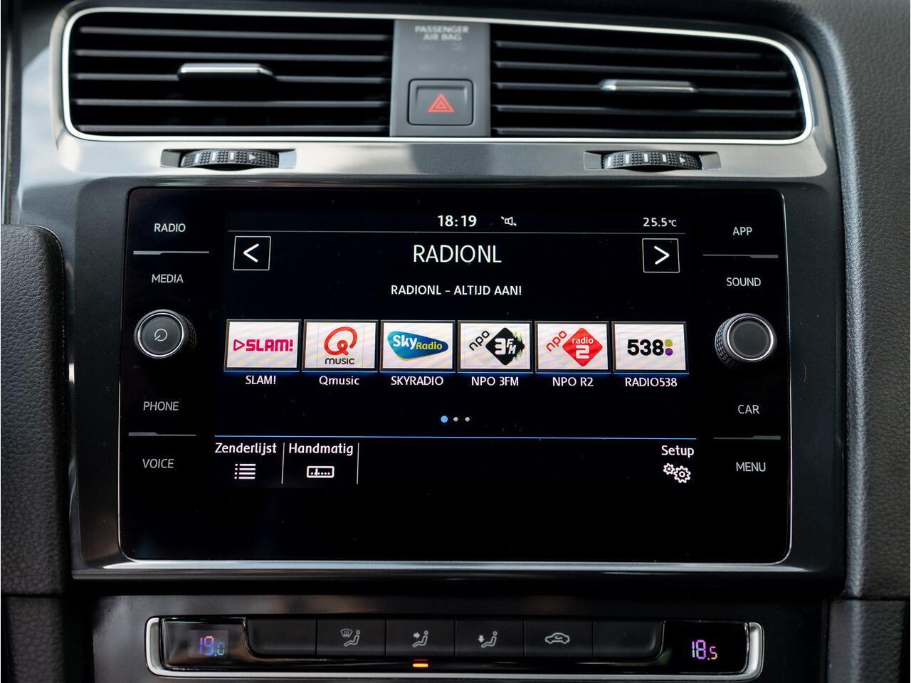 Volkswagen GOLF 1.5 TSI 130Pk Comfortline Business | Adapt. Cr. | Climate Control | Parkeersensoren V&A | Prijs Rijklaar!!