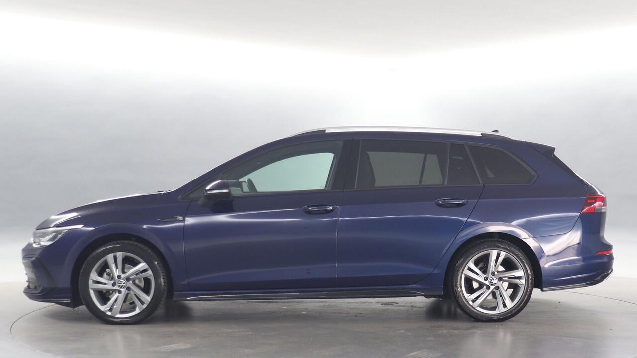 Volkswagen GOLF Variant 1.5 TSI 130pk R-Line / Navigatie / Camera / Keyless