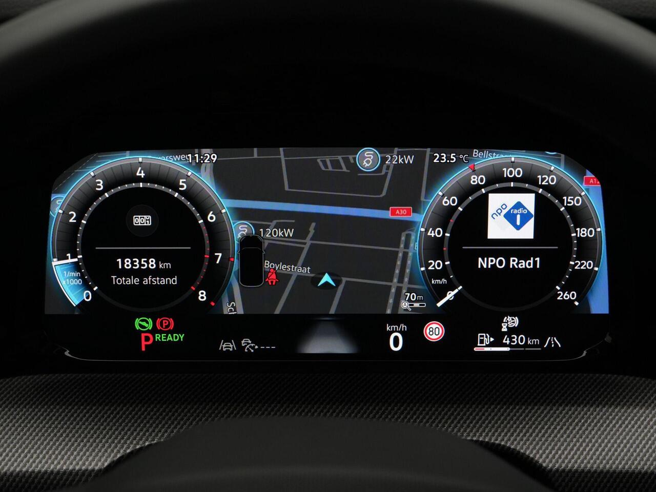 Volkswagen GOLF 1.5 eTSI 150 pk DSG R-Line Edition | Panoramadak | IQ Light | Stoel-/stuurverwarming | Adaptive Cruise | 18 inch