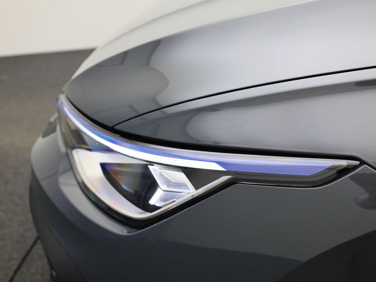 Volkswagen GOLF 1.5 eHybrid 200kW/272PK GTE · 360° Camera + Parkeersensoren · Head-up Display · Navigatie · Apple/Android Car play · Garantie tot oktober 2026