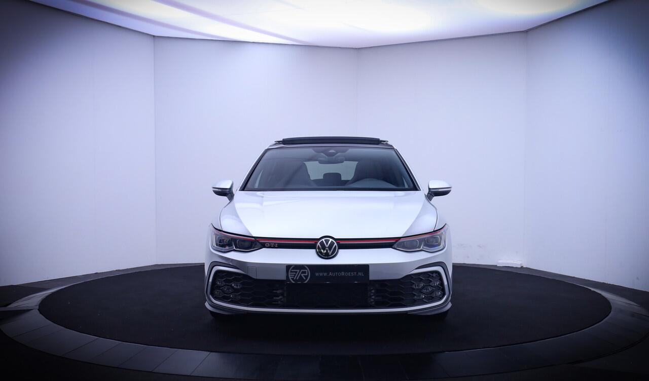 Volkswagen GOLF 2.0GTI DSG 245PK PANO | NAVI | APP CONNECT | TREKH. | STUUR+STOELVERW. | ACC | BLINDSPOT | CAMERA | LMV 18''