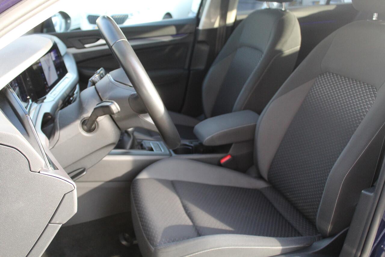 Volkswagen GOLF 1.0 TSI Life Business