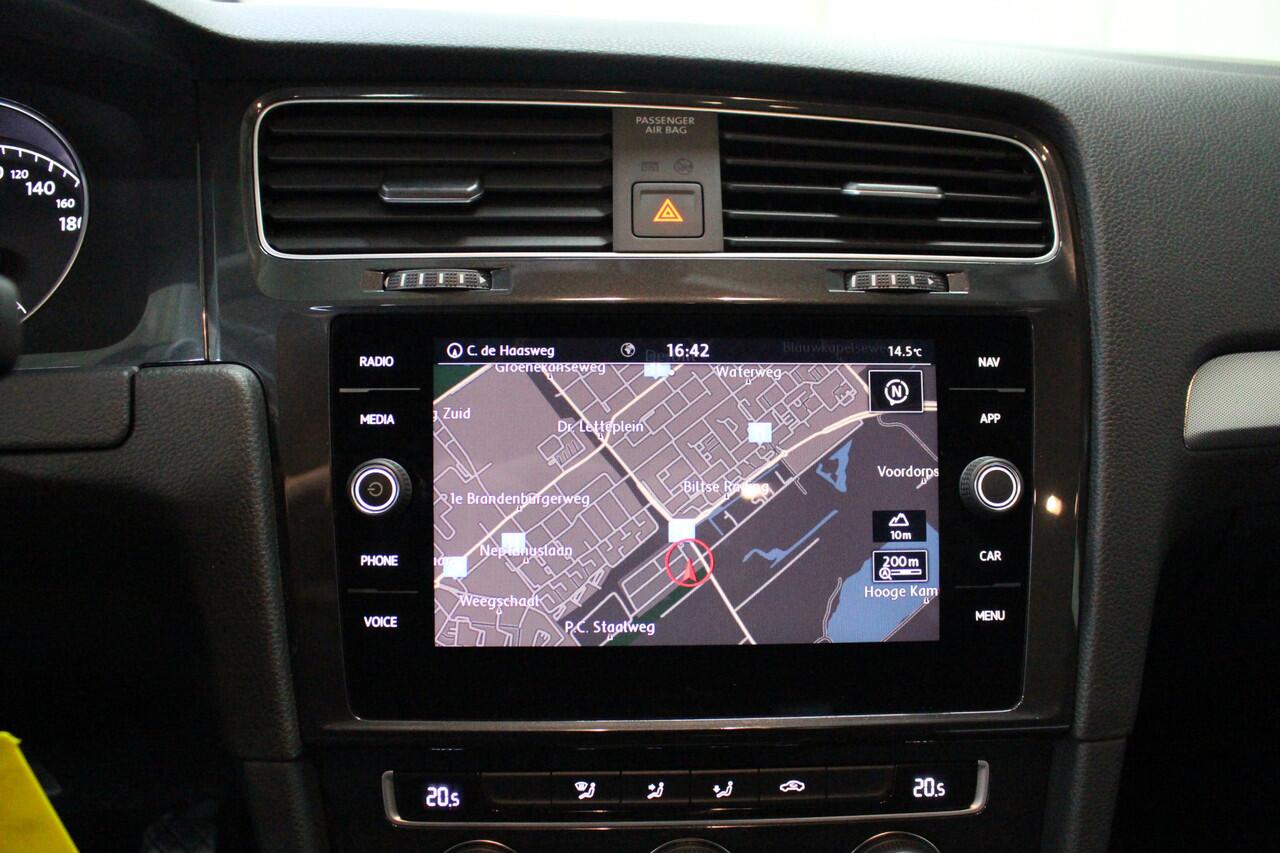 Volkswagen GOLF Variant 1.0 TSI Trendline Navigatie | Climate Control | Parkeersensoren voor en achter