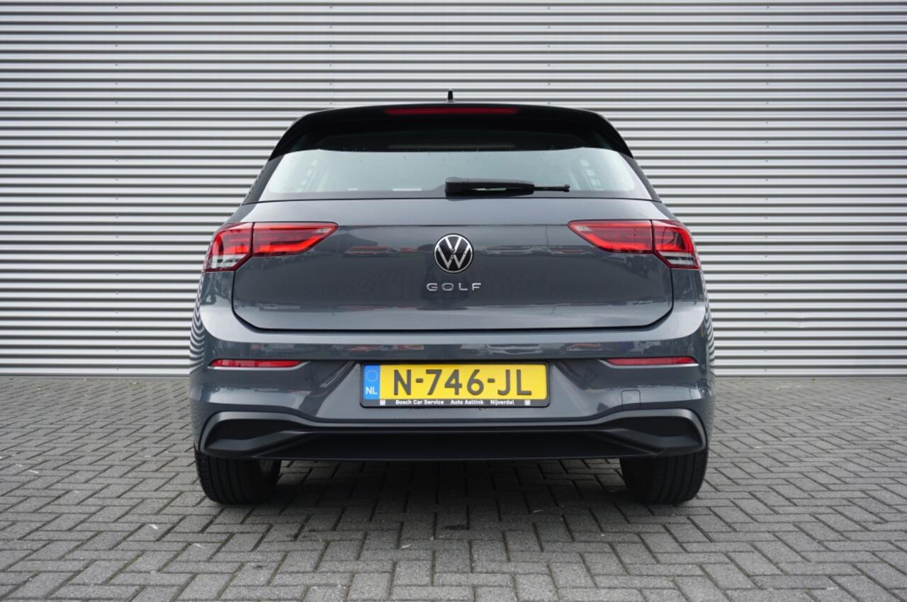 Volkswagen GOLF 8 CARPLAY | PARKSENS V+A | CLIMA | 16'LMV | DAB+ | ORG NL